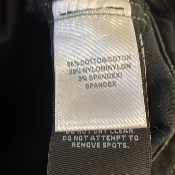 KHUL Bermuda Shorts Size 8 - Picture 10 of 11